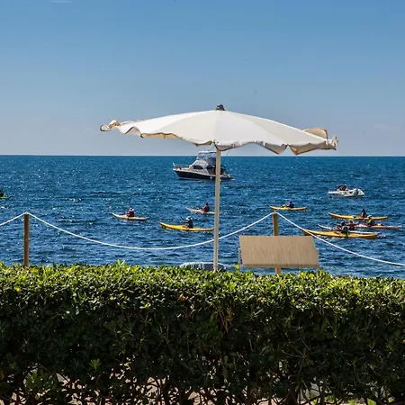 Hotel Calamosca 3*